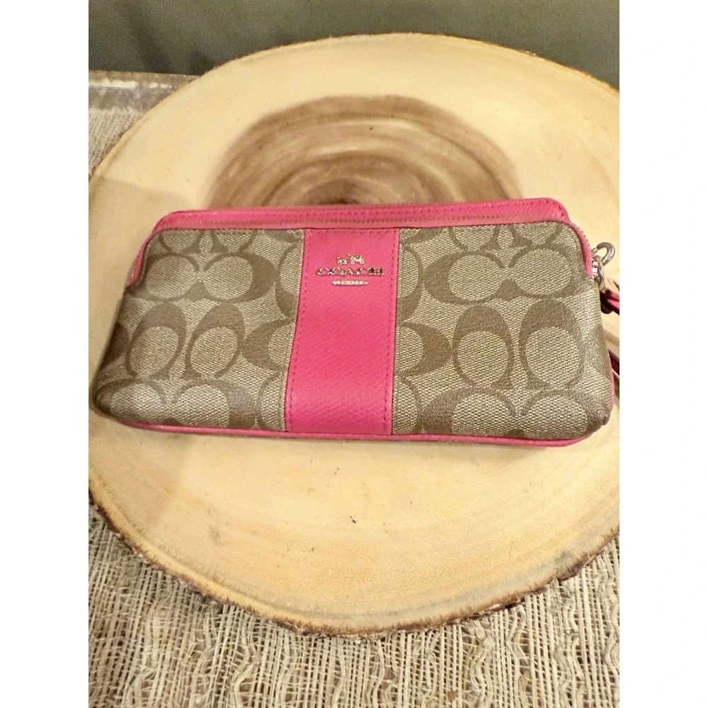 COACH Signature Margot Carryall & Wrislet 2pc Set Khaki & Pink PVC Crossbody - Picture 14 of 16